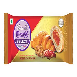 Bauli Moonfils Puff Roll With Apple Pie Creme Filling Soft Delicious 45 G